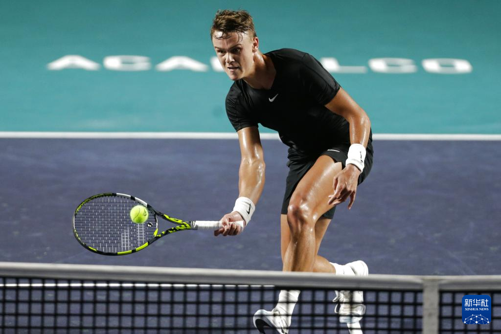 耀队能从中 耀队能从中