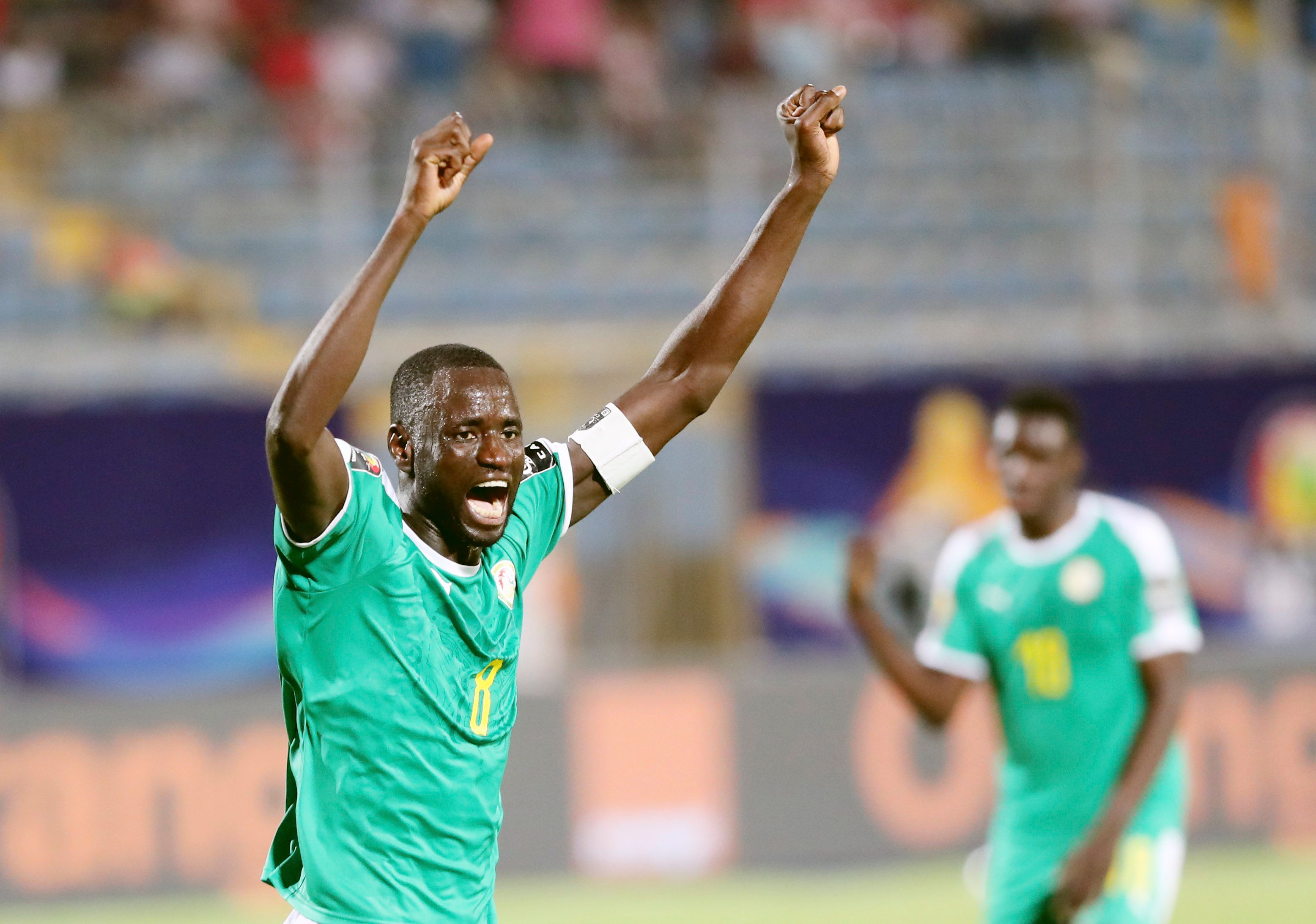 领先下注还 领先下注还