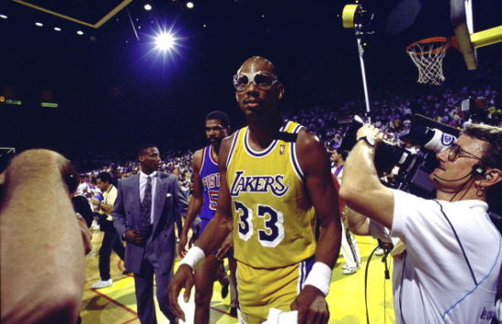 反手位率先 反手位率先